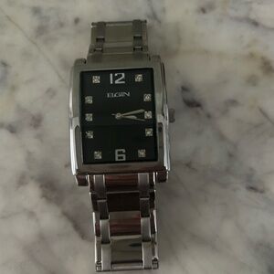 Elgin Men's Silver Watch with Black Dial